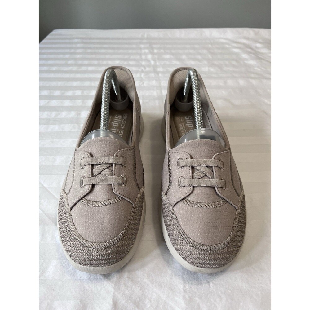 Skechers Women's Hands Free Slip-Ins Size 9 Wide Taupe On-The-GO Flex 136543W